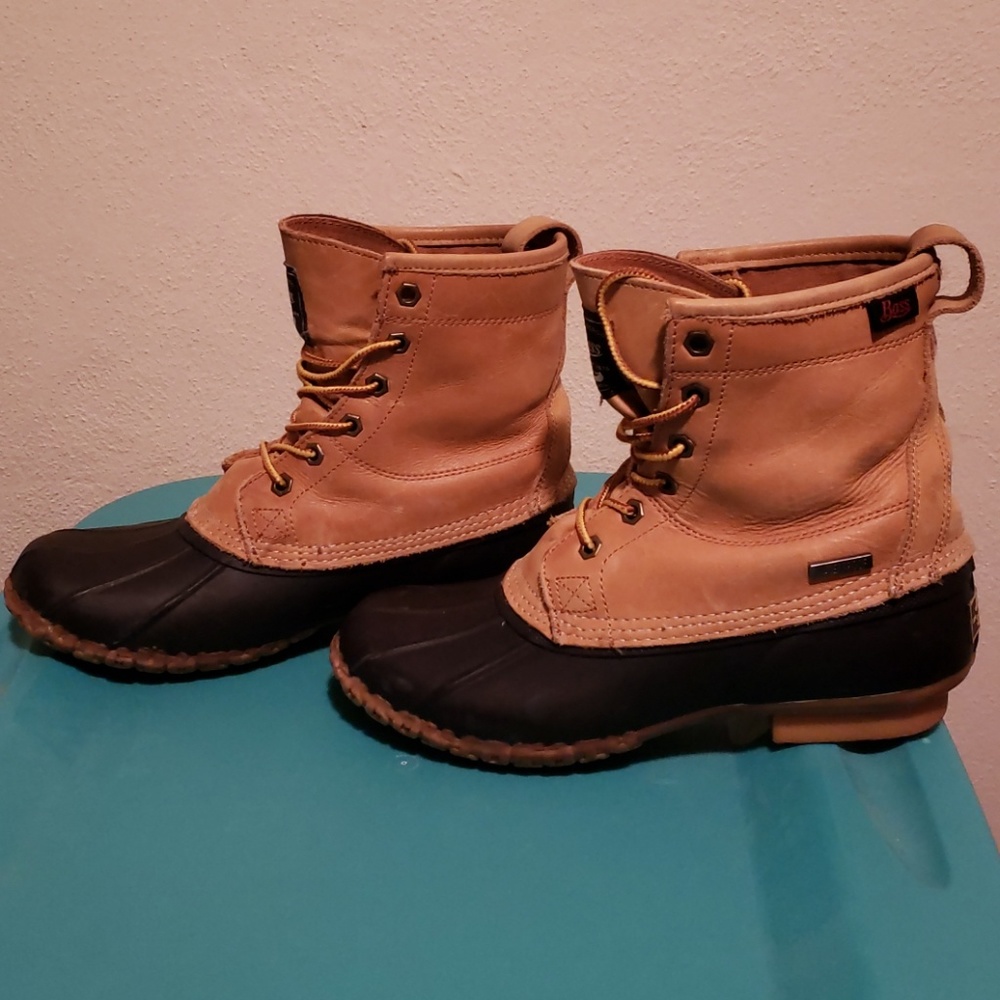 Duck boots